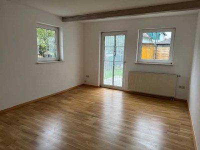 3-Zimmer-Wohnung mit Garten/Terasse (Süd/West)