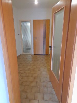 2-Zimmer-Wohnung Altbau in Wolfsburg-Nordsteimke, 1.OG.