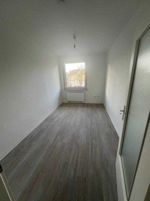 Nachmieter:in für schöne 3-Zimmer-Wohnung mit Balkon gesucht