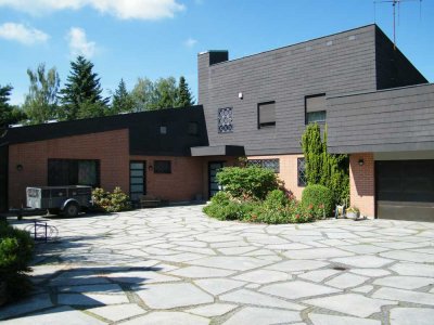 Wohneinheit in großzügiger Villa zu vermieten