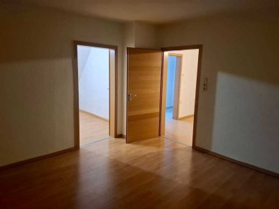 3-Zimmer-Wohnung mit Balkon und EBK in Stuttgart-Ost