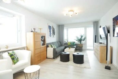 Voll möblierte 3-Zimmer-Wohnung im 9. OG mit Balkon, Aufzug & TG