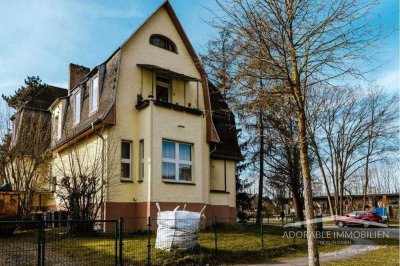 Borgsdorf: Zweifamilienhaus auf großem Grundstück, viel Potenzial