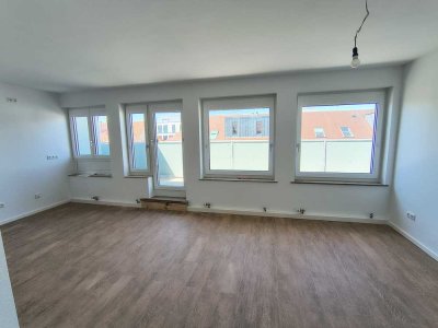 Erstbezug nach Kernsanierung | 3,5-Zimmer-Dachgeschosswohnung in der Innenstadt