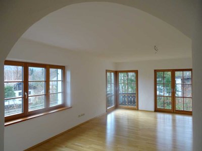 Sehr schöne 5-Zimmer-Maisonette-Wohnung am Walchensee