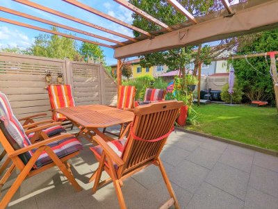 Schönes Reihenmittelhaus in Hönow mit Garten, Terrasse und Carport – Ideal für Familien!