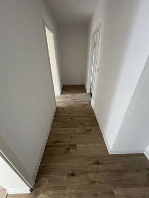 Ab 1.6. bezugsfertige 2 Raumwohnung am Zanger Berg