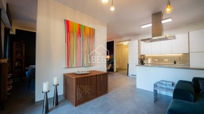 Raum für Eleganz - 3-Zimmer-Wohnung mit außergewöhnlichem Ambiente