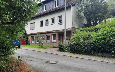 Helle,  gut geschnittene  2,5-Zimmer-Wohnung mit großer Terrasse  in Waldems