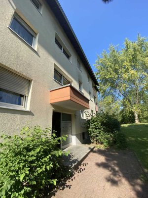 +++ SCHÖNE 3,5 - ZIMMERWOHNUNG IN KELKHEIM MITTE - MIT ZWEI BALKONE +++