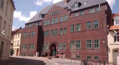 Großzügiges Wohnen in Wismars Altstadt: Barrierefreie 112 m² mit besonderem Charme!