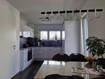 3-Zimmer Wohnung im Penthousegeschoss - 2 Dachterrassen, Einbauküche, 2 Stellplätze