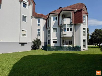 3-Zimmer-Wohnung mit verglaster Loggia und Grünblick!