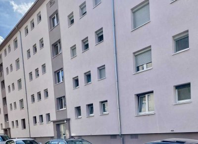 Stilvolle, vollständig renovierte 2-Raum-Wohnung mit gehobener Innenausstattung in Mannheim