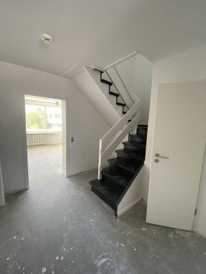 Wohnung mit Balkonen, drei Zimmer und Gäste WC - im Zentrum von Kamp-Lintfort