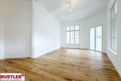 Wohnen oder Arbeiten – diese stilvolle Altbauwohnung bietet Beides!