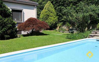 Keferfeld | Eckreihenhaus mit Garten und Pool