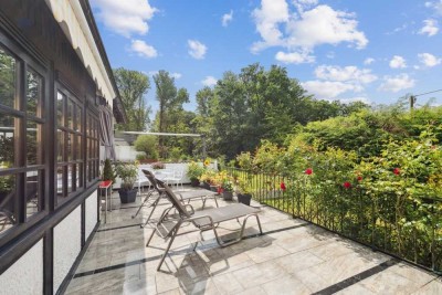 Gepflegtes Zweifamilienhaus mit Charme