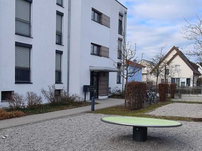 MODERN & RUHIG - Erdgeschoßwohnung mit Garten in Krlsfeld S2