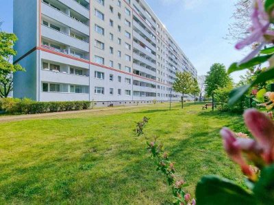 Wir sanieren zum 15.02.2026... Viele Einkaufsmöglichkeiten und die Straßenbahn in der Nähe