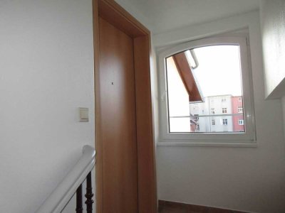 Stilvolle, gepflegte 2-Zimmer-Dachgeschosswohnung in Jena