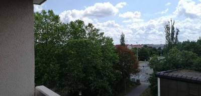 Sonnige 3,5-Zimmer-Wohnung mit Tiefgarage