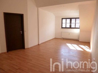 2-Raumwohnung mit Aufzug und EBK direkt am Rathaus