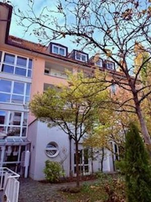 Wohnen mit Wohlfühlfaktor - 2-Zimmer-Wohnung mit Terrasse und Gartenmitbenutzung in München-Laim