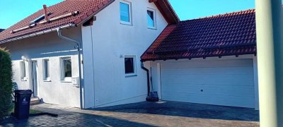 5-Zimmer Einfamilienhaus mit Garten in Ronsberg, Provisionsfrei