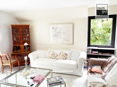 Stilvolle und helle 2-Zimmer-Wohnung mit Balkon, modernem Bad und Stellplatz in Ratingen