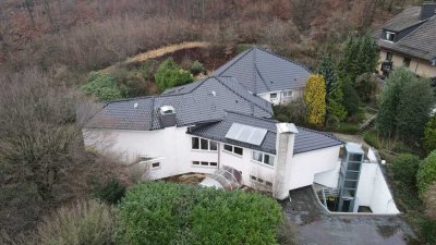 Exklusive Villa in Bestlage von Oerlinghausen mit Baugrundstück