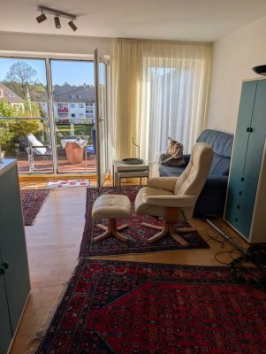 Sonnige 3 Zimmer-Wohnung mit Balkon, Keller und Carport Stellplatz