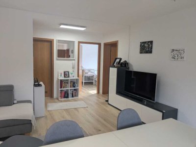 Weinsberg - Helle 3-Zimmer-Eigentumswohnung im 2. OG mit Balkon, Einbauküche und TG-Stellplatz