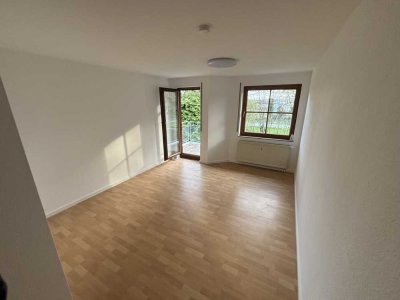 Helle 2-Zimmer-Wohnung mit Balkon in Stuttgart-Plieningen