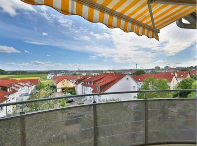 Attraktive 2,5-Zimmer-Wohnung mit Balkon, Einbauküche, Garage und Aufzug