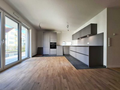 Exklusive Lage | Neubau | Erstbezug | 87,4 m2 | 1 OG. | Design Küche | Kfz-Stellplatz | Barrierefrei