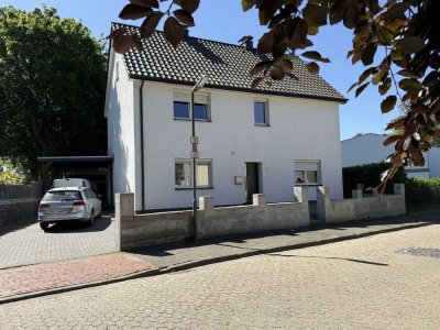 Freistehendes Ein-/Zweifamilienhaus! Hier finden Großfamilien und
Generationenwohnen ein neue