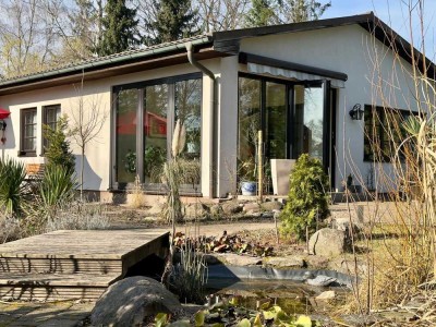 PROVISIONSFREI |DEN SOMMER IM EIGENEN GARTEN VERBRINGEN - Einfamilienhaus im Bungalowstil mit Pool