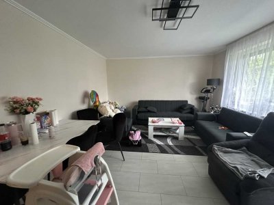 3 Zimmer - Erdgeschoss - Balkon - gepflegt