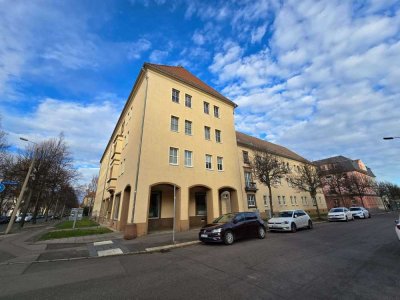 Große 4-Raum Wohnung in gefragter Lage - 7,2 % Rendite