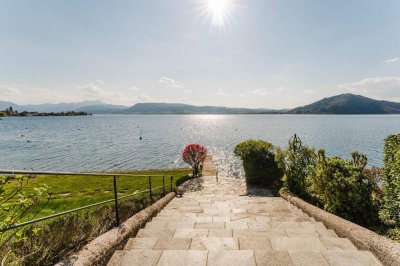 Der Beginn eines Sommermärchens!Seeresidenz auf eigener Halbinsel am Ostufer des Attersees