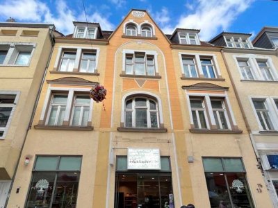 großzügige 2 Raum Wohnung mit Balkon in der City