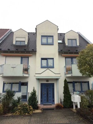 Gepflegte 3-Raum-Wohnung mit Balkon und Einbauküche in Schwetzingen