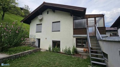 Jetzt verfügbar : Ein Haus für die Familie - zentral und ruhig mit großem Garten