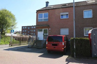 Schicke 2-Zi-Dachgeschoss-Wohnung mit SW-Loggia in guter Wohnlage von Buschhausen