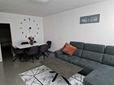 Traumhafte helle 3 Zimmer Wohnung mit Balkon