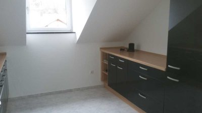 3-Zimmer Dachgeschosswohnung mit Balkon und Garage in Nittendorf