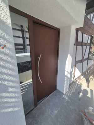 Erstbezug nach Sanierung: 4-Zimmer-Reihenendhaus in Heuchelheim-Klingen