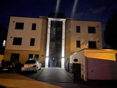 Luxuriöse 3-Zimmer Erdgeschosswohnung mit Garten in Mülheim Raadt