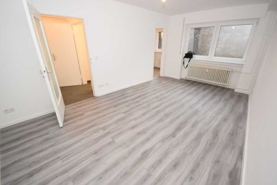 Bornheim: Preiswerte 1-Zi.-Wohnung in ruhiger Lage mit modernem Duschbad u. Laminatboden